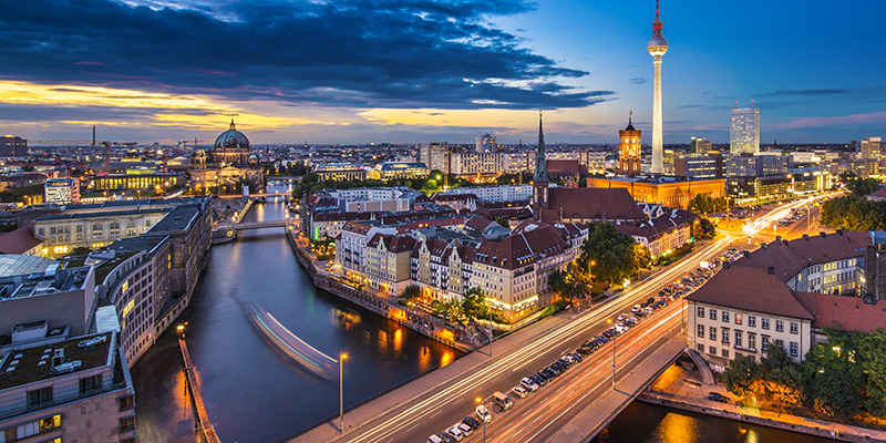 River_Berlin_shutterstock_158274821_800x400